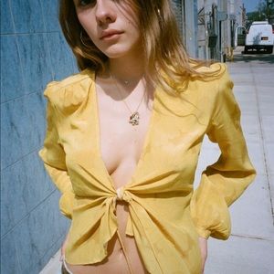 Realisation Par Stevie top in sunflower